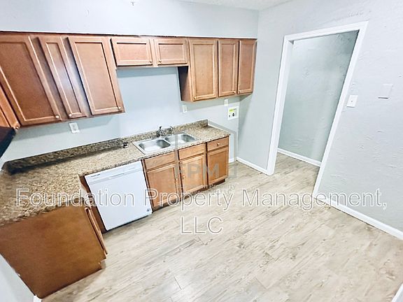 4th image of 3677 Bison St