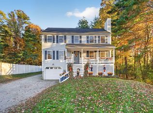 26 Concordia Dr, Haverhill, MA 01830