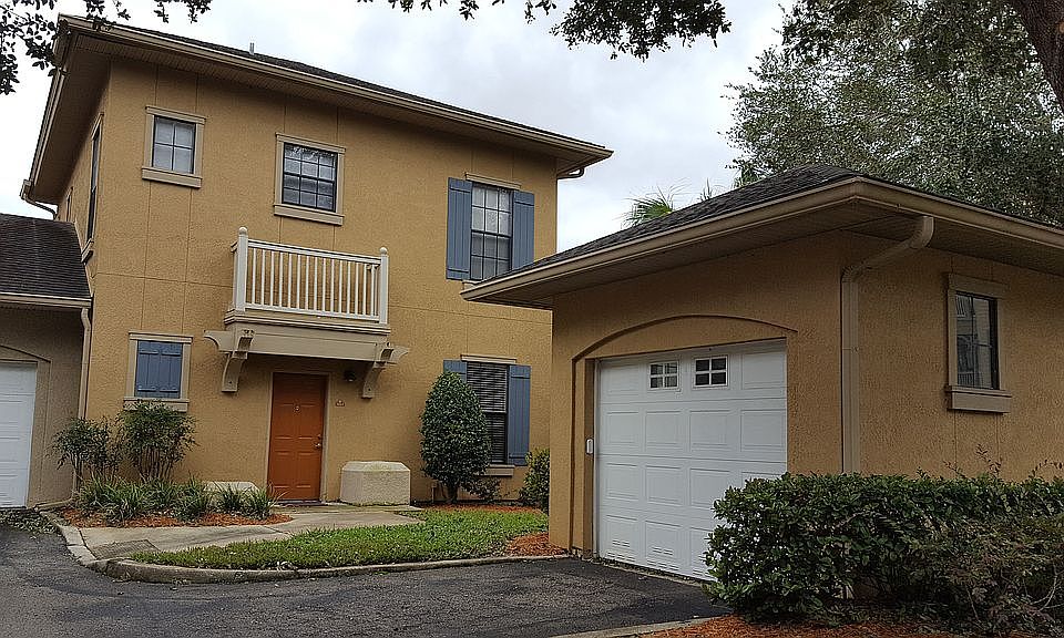 Front of Home & Garage
