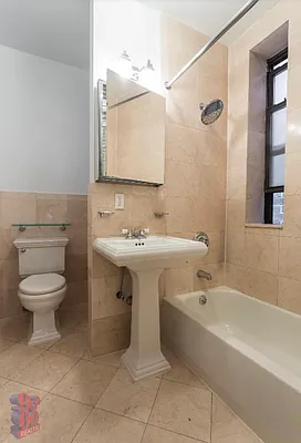 Rented by REAL New York | media 12