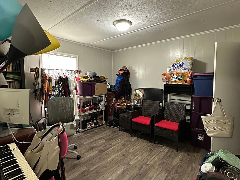175 Sarsen Cir — Photo 21