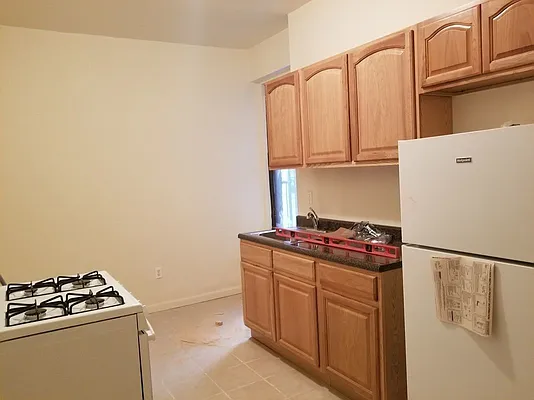 Rented by BRICK & GALO REALTY CORP | media 19