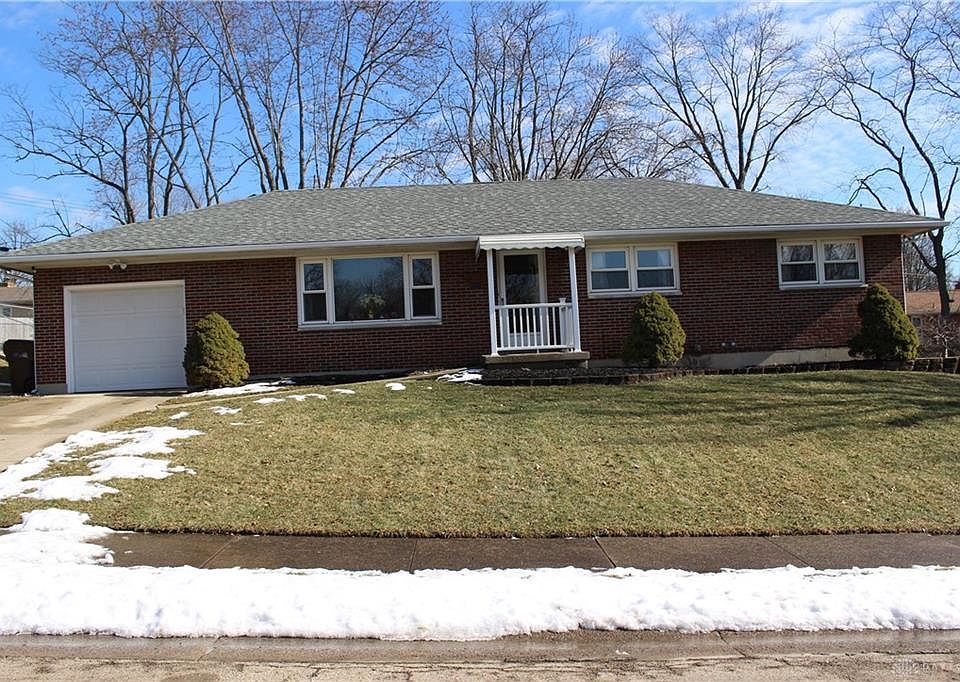 1st image of 405 Jackson Ln