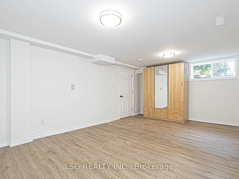 25 Briardale Pl — Photo 12