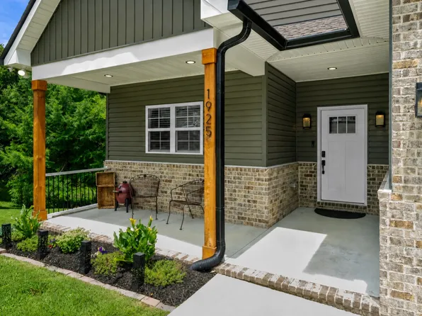 1925 Normerle Dr, Goodlettsville, TN 37072