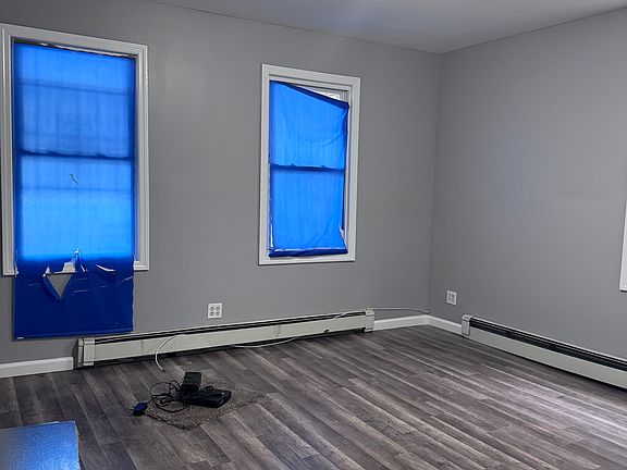 5th image of 256 Charles Ave #4