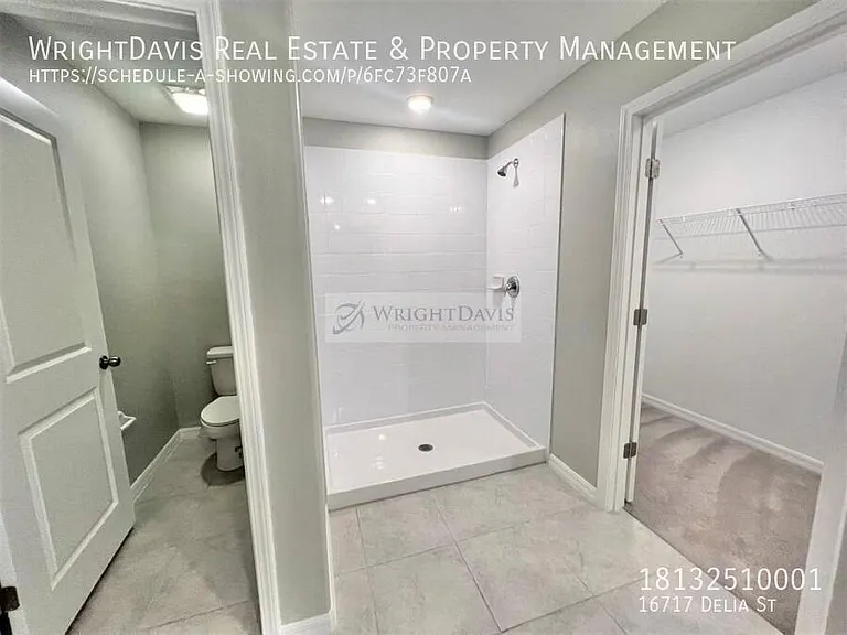 16717 Delia St — Photo 13