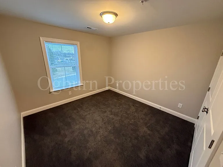 500 N Dunleith Ave — Photo 12