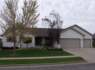 1007 Starlite Dr, Holmen, WI 54636