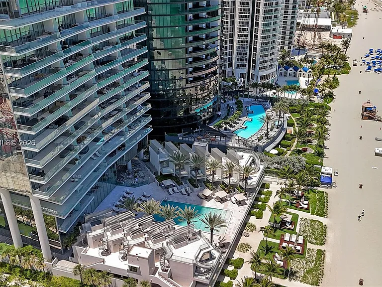 18501 Collins Ave #1804 — Photo 31