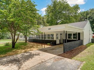 1317 S Willow Ln, Springfield, MO 65804