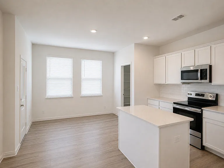 11424 Woody Creek Trl — Photo 9