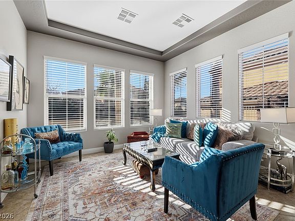 4th image of 2732 Marie Antoinette St