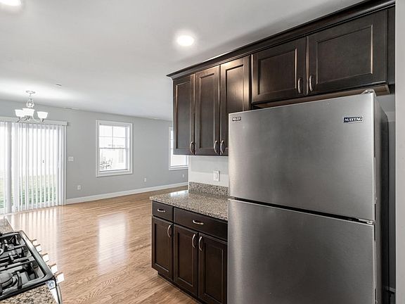 5th image of 17 Deerwood Drive Unit C