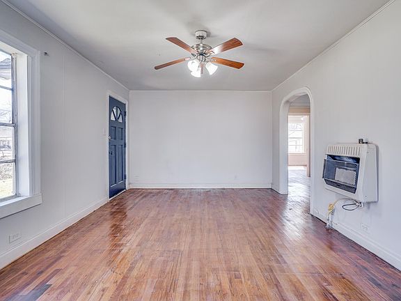 5th image of 901 N Howeth St