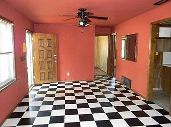 5th image of 1000 SW 46th St
