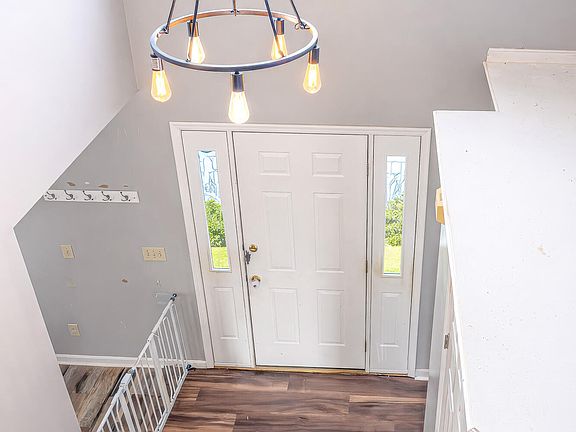 4th image of 9073 Braxton Dr