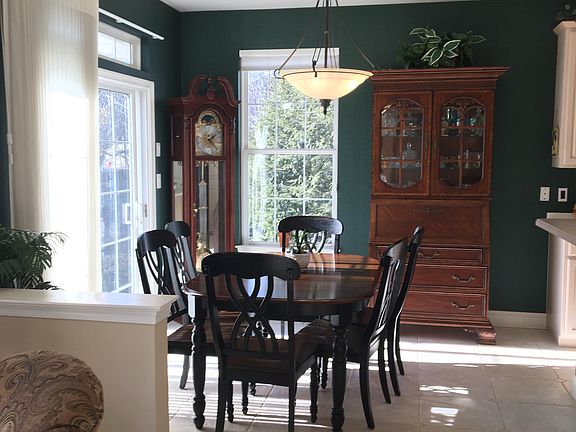 5th image of 1863 Caryn Dr