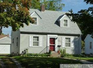 1046 Hall Ave, West Saint Paul, MN 55118