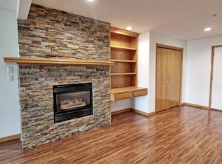 7250 N Alpine Rd #5, Loves Park, IL 61111