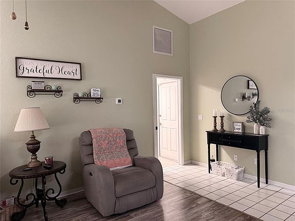 4th image of 5402 SW 85th St