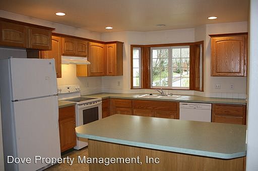 3rd image of 8230 NE 16th St
