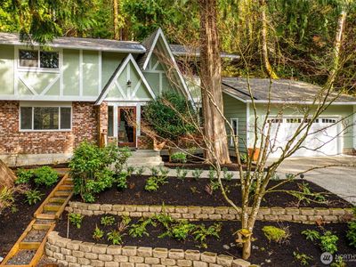 8205 NE Blakely Court W, Bainbridge Island, WA, 98110
