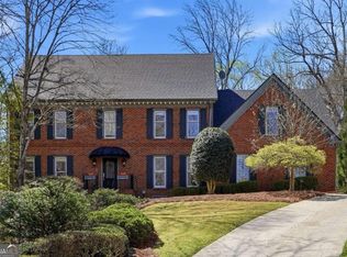7300 Chattahoochee Bluff Dr, Sandy Springs, GA 30350
