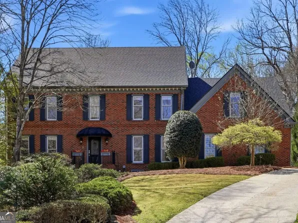 7300 Chattahoochee Bluff Dr, Sandy Springs, GA 30350