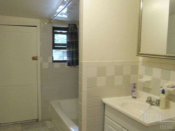 2nd image of 308 11th St #1L