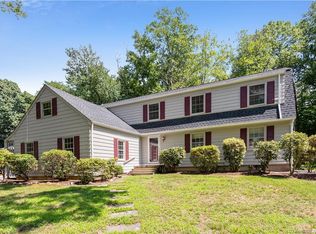 225 Random Rd, Fairfield, CT 06825