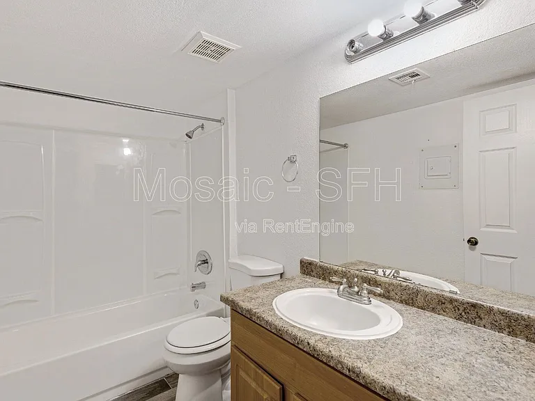 3810 N Maryvale Pkwy #1050 — Photo 10