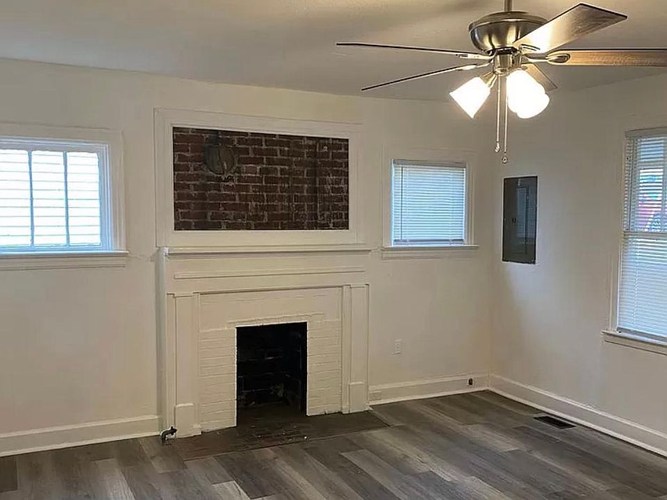 1st image of 111 James Ct