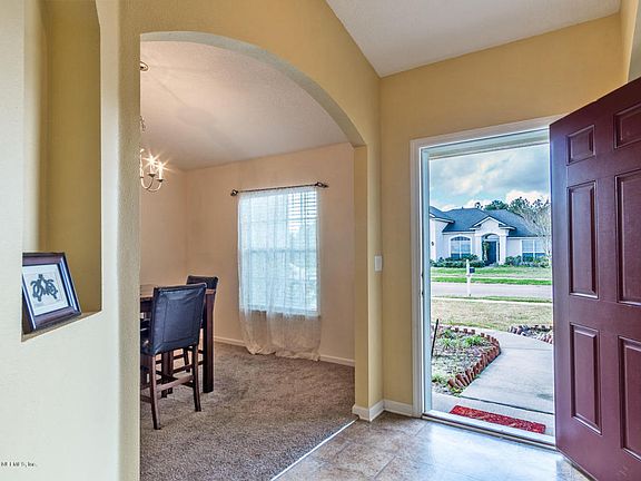 3rd image of 9573 Bembridge Mill Dr