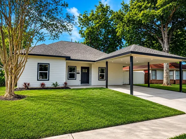 12334 Palmbeach St, Houston, TX 77034