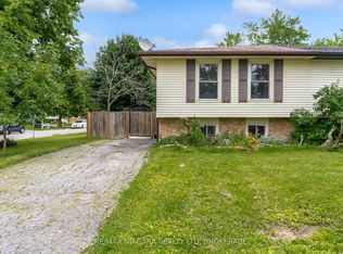 2 Baldwin Cir, Thorold, ON L2V 4H5