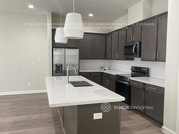4th image of 10518 Executive Lake Dr