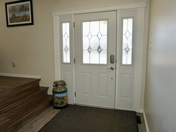 3rd image of 4604 54th Ave