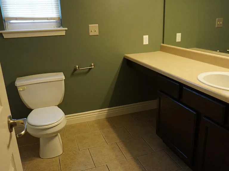 2213 Silver Leaf Ct — Photo 11