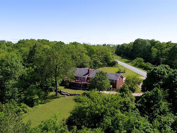 5th image of 5475 White Dr