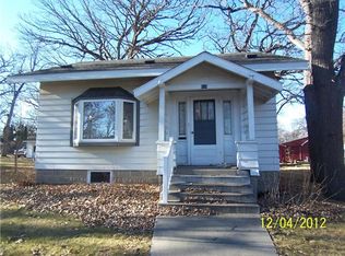 616 Hassan St SE, Hutchinson, MN 55350