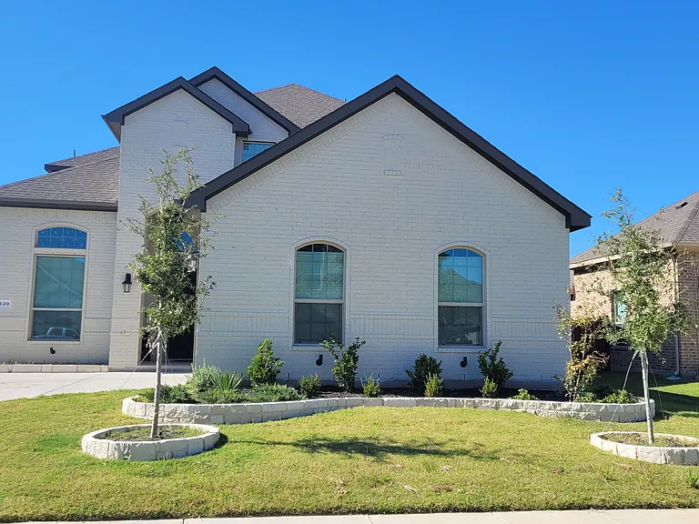 3620 Hidden Hollow Dr — Photo 1