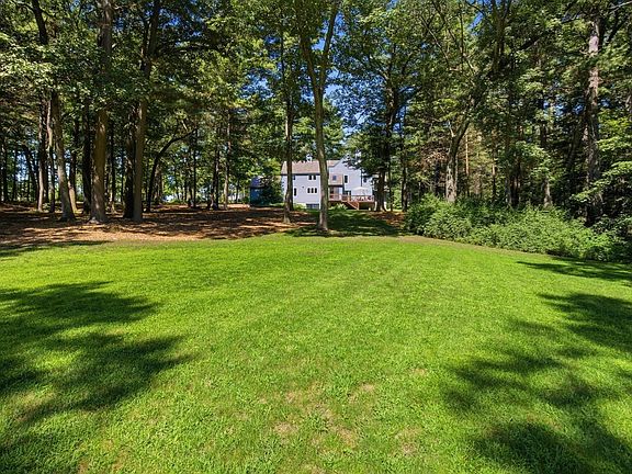 3rd image of 176 Pegan Ln