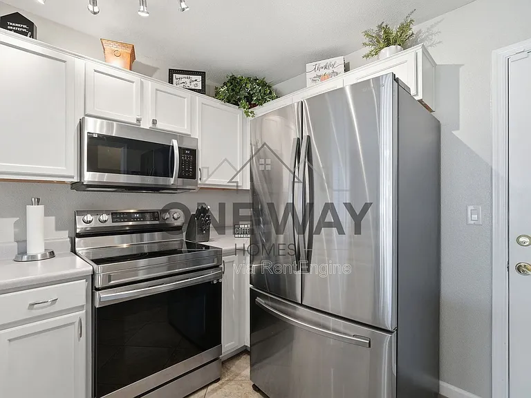 127 S Parkwood — Photo 13