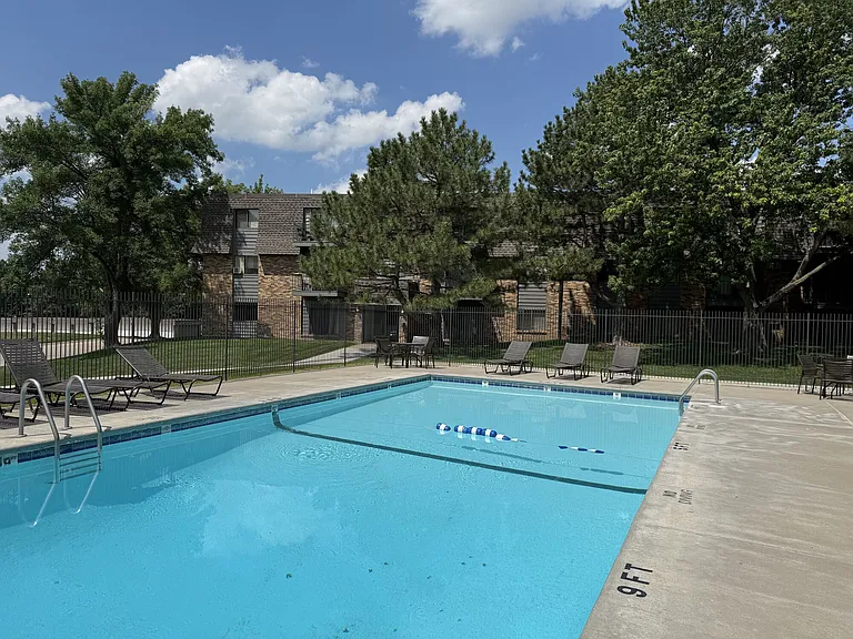 Meadow Wood — Photo 1