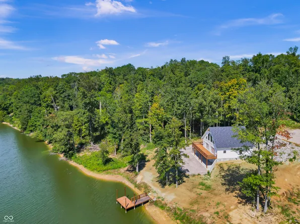 1318 Forest Grove Ln, North Vernon, IN 47265