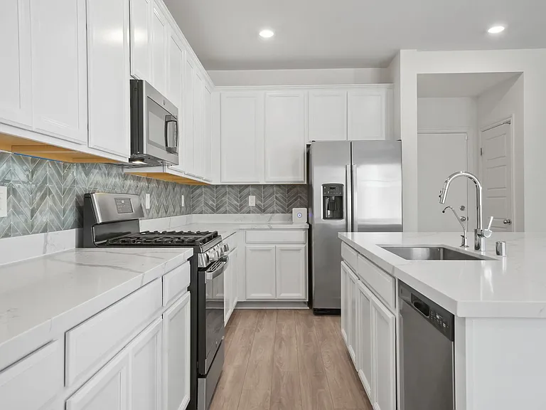 1118 Junipine Ave — Photo 4