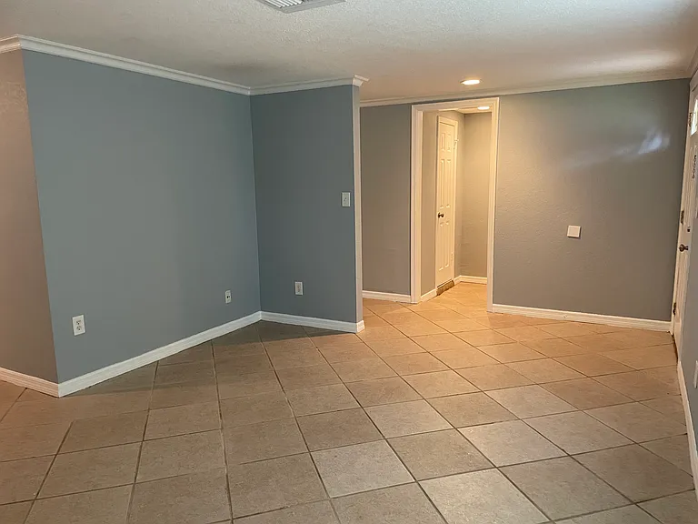 6715 Parkside Dr — Photo 19