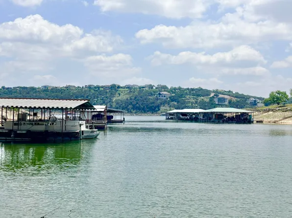 1115 Edgewater Drive, Spicewood, TX 78669