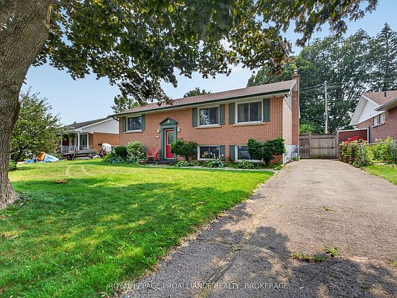 2nd image of 247 Chelsea Rd